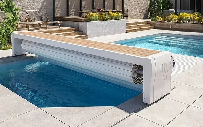 Volets roulants de piscine